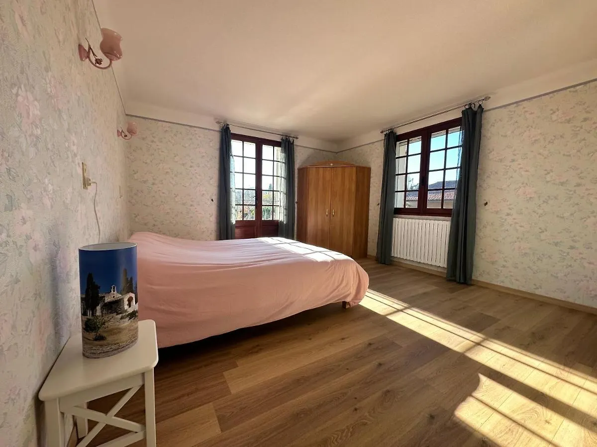 Villa De La Roque Eygalières Casa de Férias