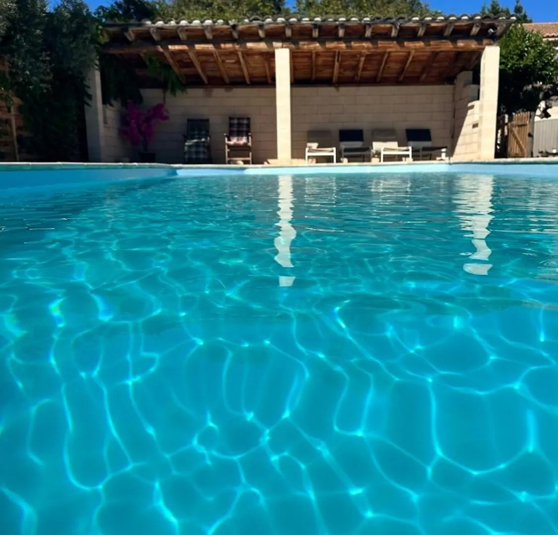 Casa de Férias Villa De La Roque Eygalières França